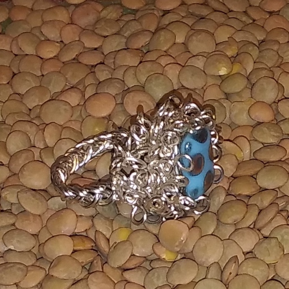 RING - Picture 5 of 5